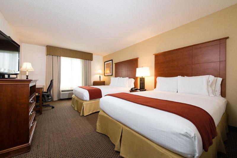 Holiday Inn Express Hotel & Suites Columbia-I-26 @