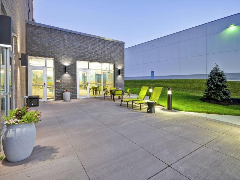 Springhill Suites Cincinnati Blue Ash image