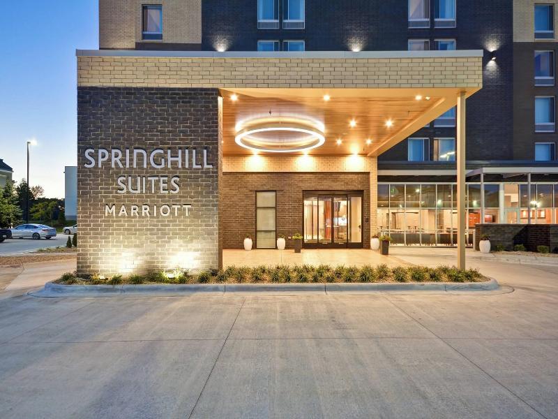 Springhill Suites Cincinnati Blue Ash image