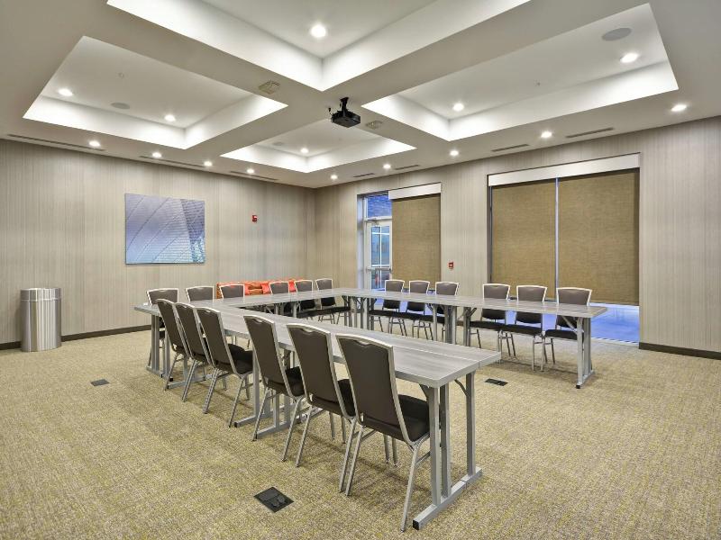 Springhill Suites Cincinnati Blue Ash image