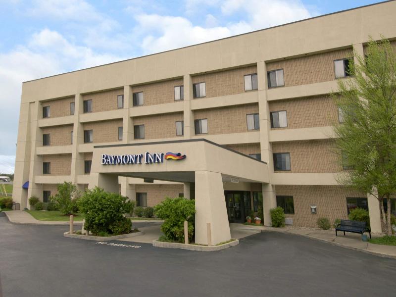 Baymont by Wyndham Corbin image