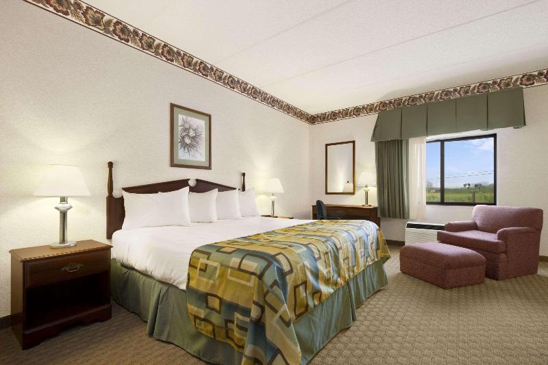 Baymont by Wyndham Corbin image