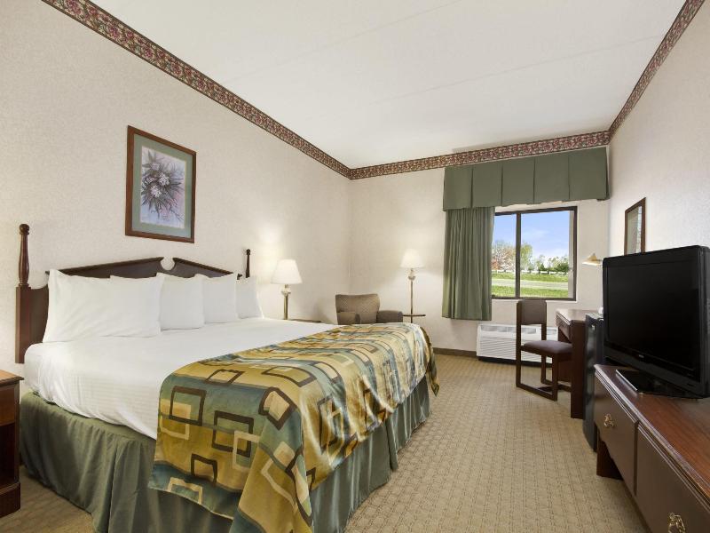 Baymont by Wyndham Corbin image