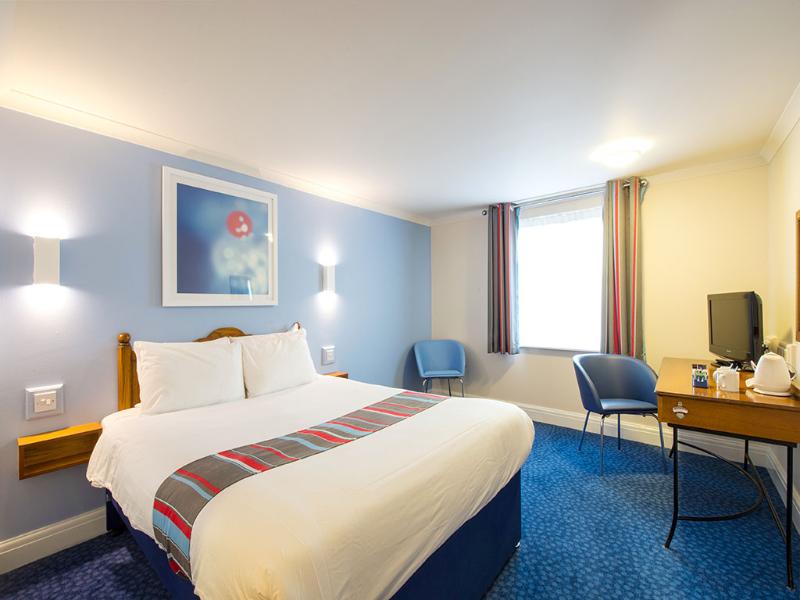 Travelodge Cardiff Airport Hotel image