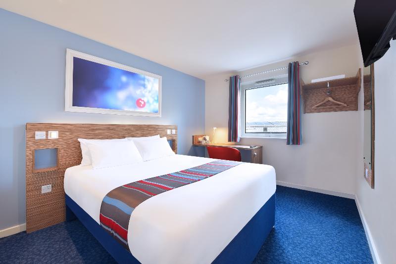 Travelodge Cardiff Airport Hotel image