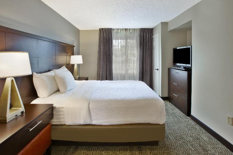 Staybridge Suites Cleveland East Mayfield Hts. photo 15