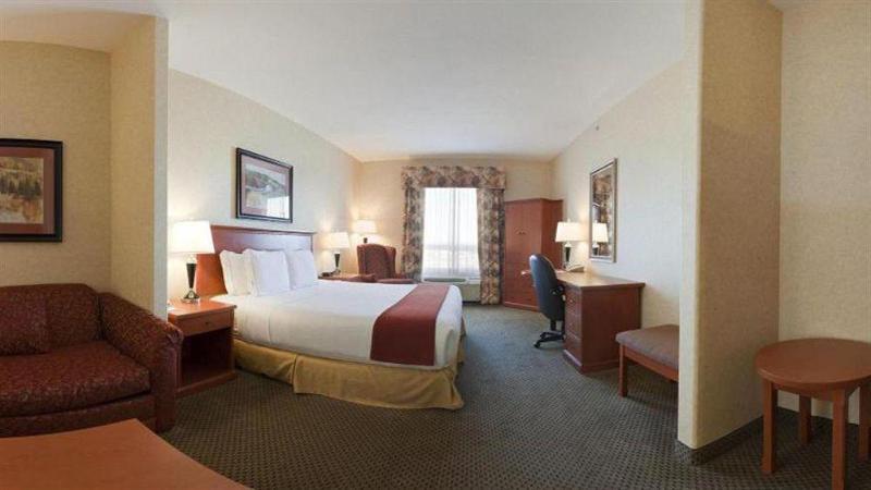 Holiday Inn Express and Suites Airdrie-Calgary Nor