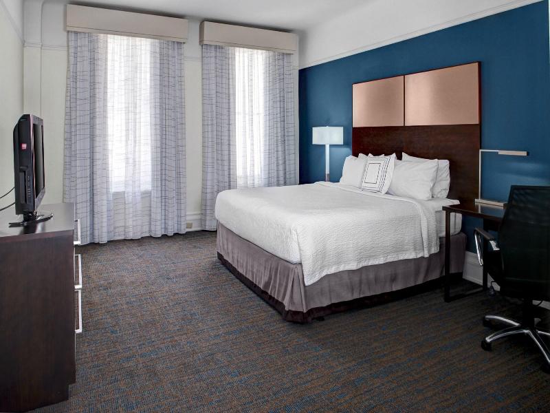Residence Inn by Marriott Cleveland Downtown image