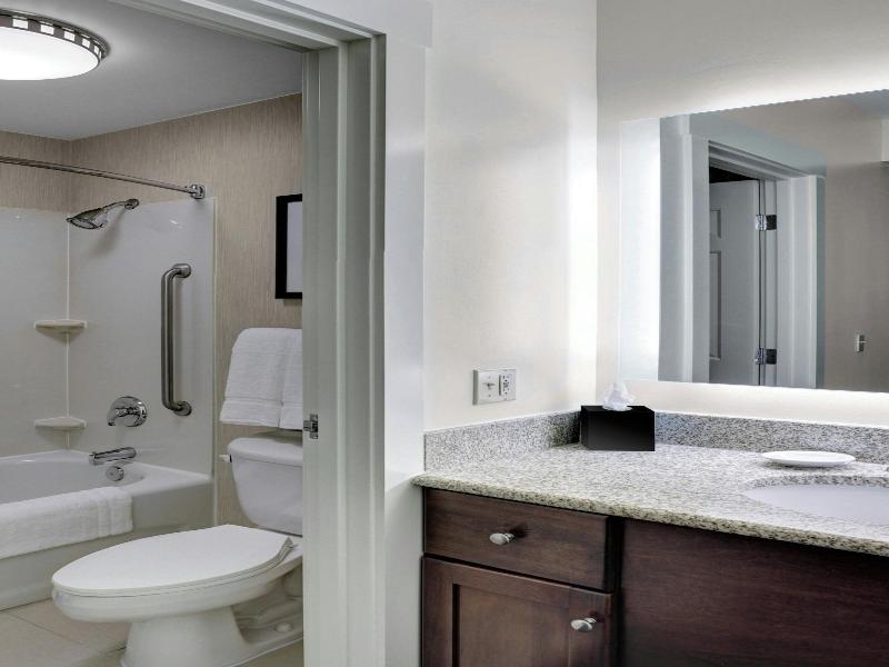 Residence Inn by Marriott Cleveland Downtown image