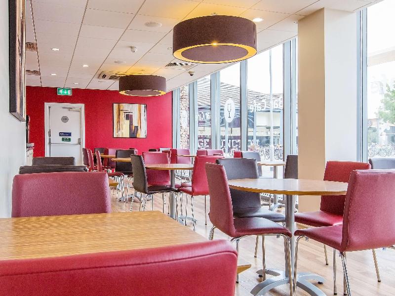 Travelodge Cambridge Central image
