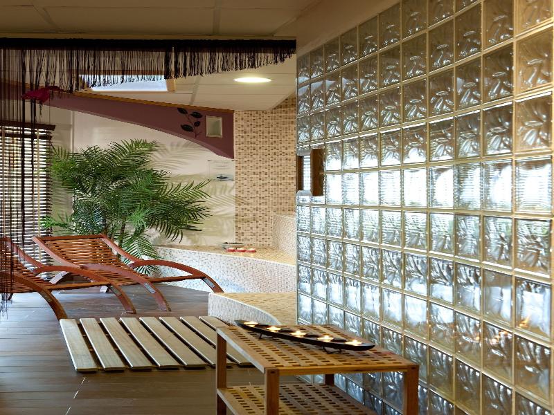 Hotel Club Mmv Altitude image