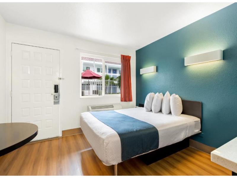 Studio 6 Suites Chattanooga, Tn - Lookout Mtn. image