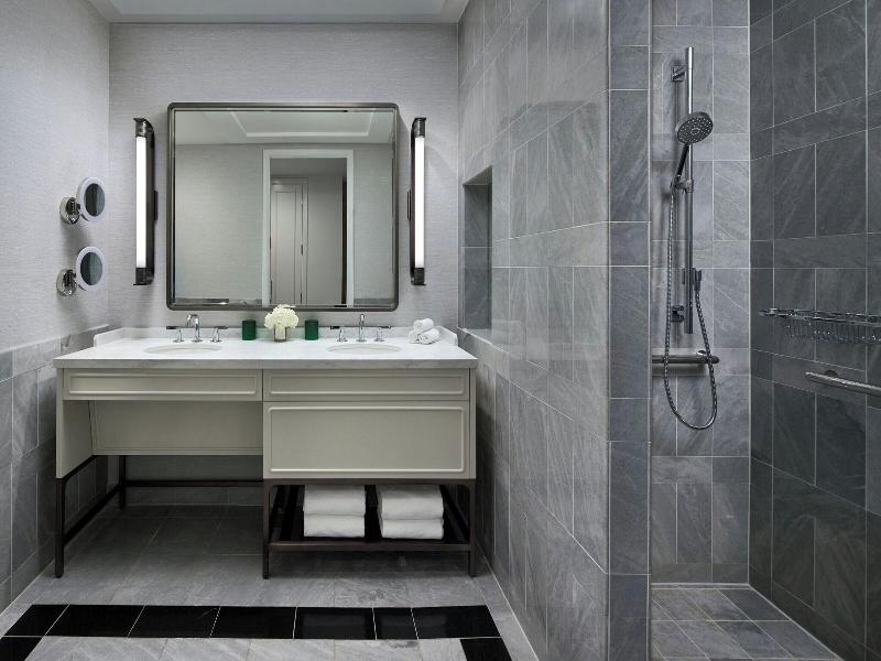 Ritz-Carlton Charlotte image
