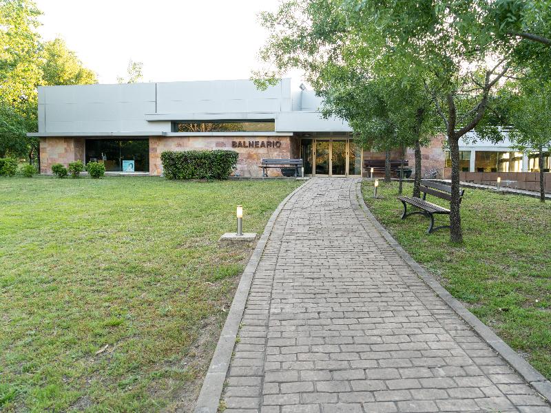 Salugral Termal Resort image