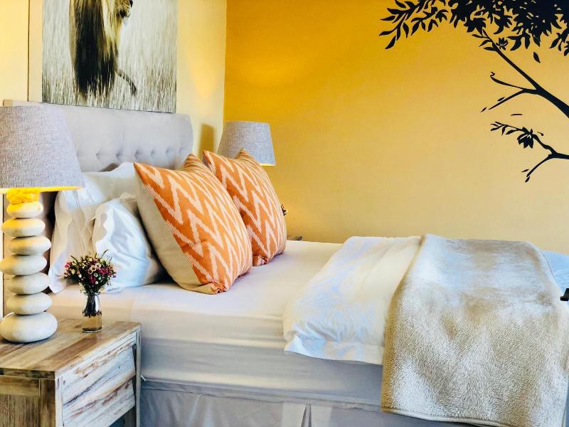 5 Options - Guest House image