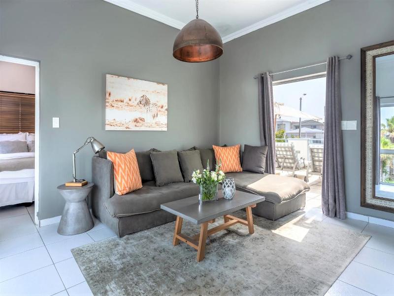 5 Options - Guest House image
