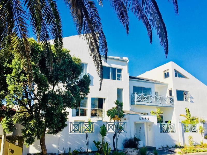 5 Options - Guest House image