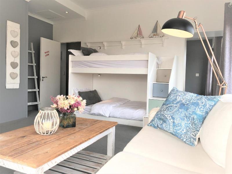 5 Options - Guest House image