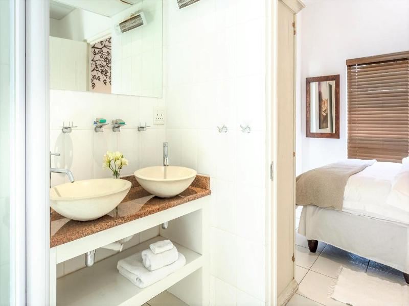 5 Options - Guest House image