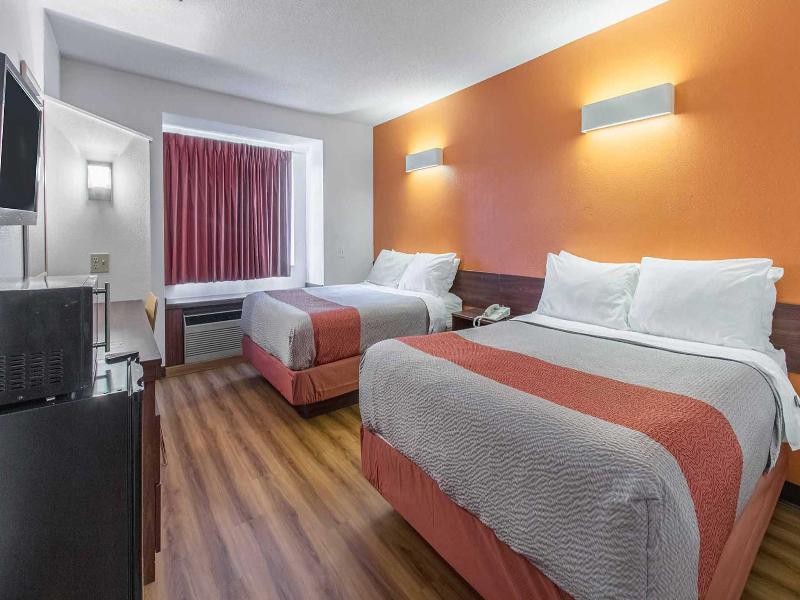 Motel 6 Streetsboro, Oh GA image