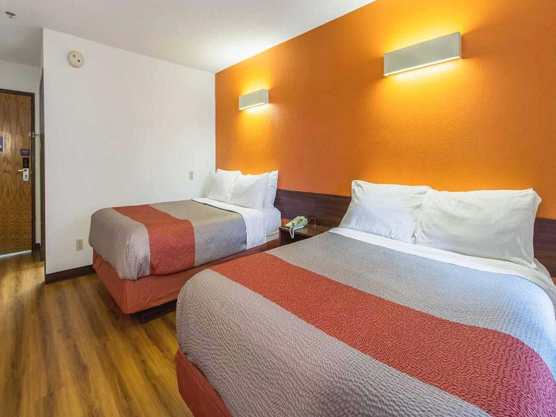 Motel 6 Streetsboro, Oh GA image