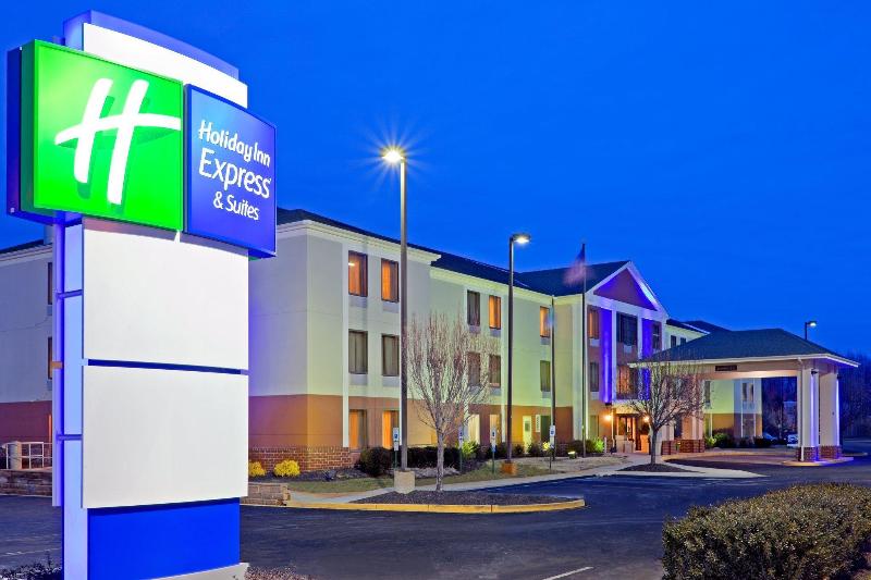 Holiday Inn Express Hotel & Suites Carneys Point