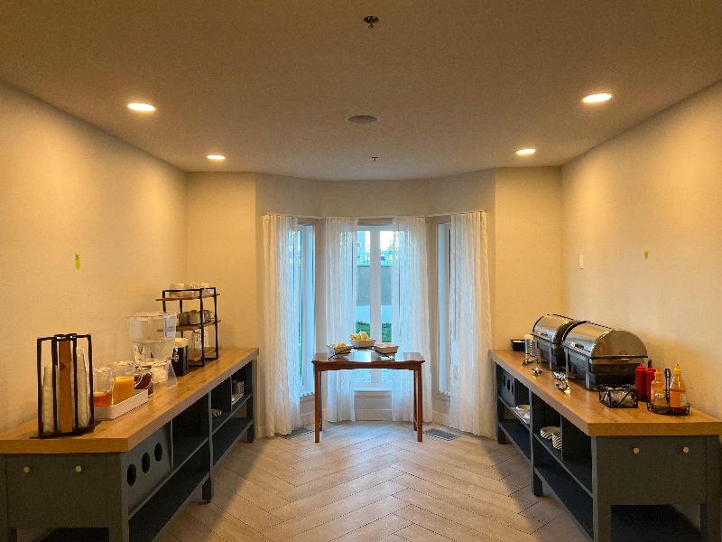 Staybridge Suites Calgary Airport Staybridge Suites Calgary Airport