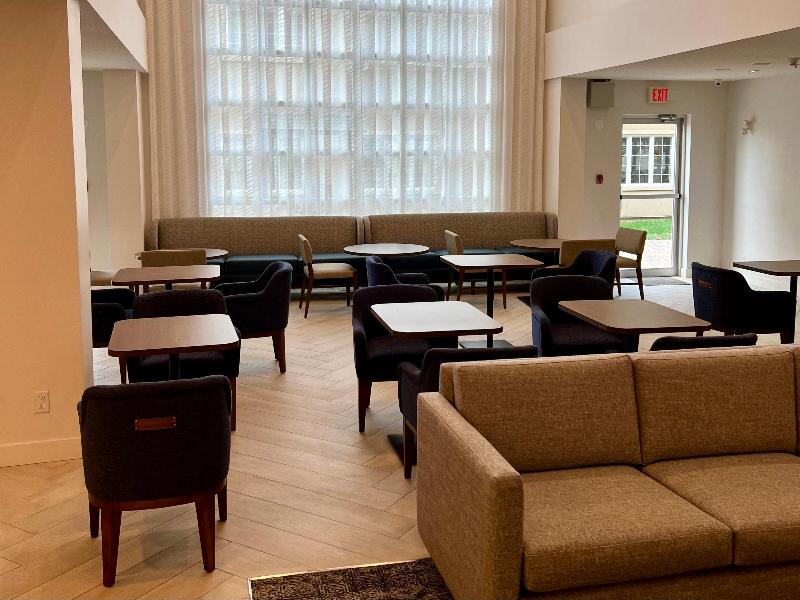 Staybridge Suites Calgary Airport Staybridge Suites Calgary Airport