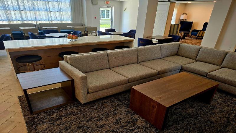 Staybridge Suites Calgary Airport Staybridge Suites Calgary Airport