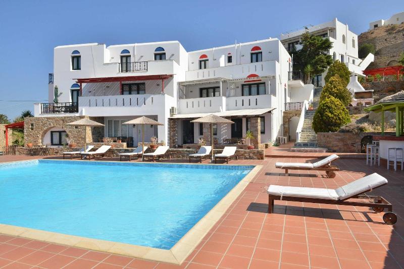 Paradisia Villas image