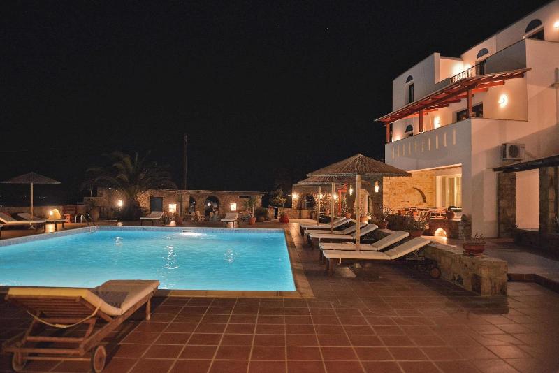 Paradisia Villas image