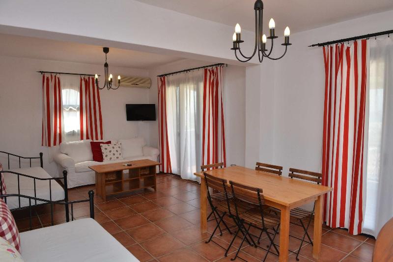Paradisia Villas image
