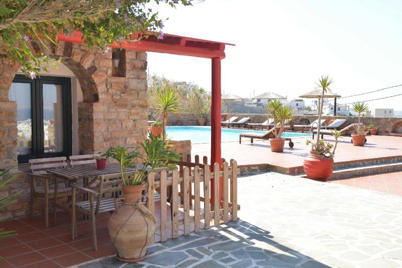 Paradisia Villas image