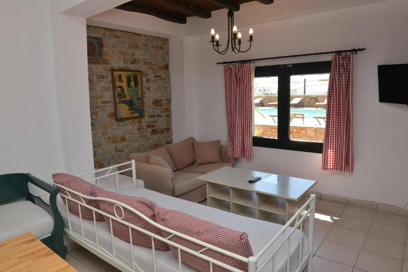 Paradisia Villas image