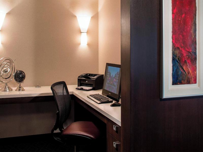 Sheraton Cavalier Calgary image
