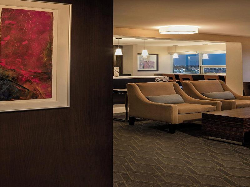 Sheraton Cavalier Calgary image