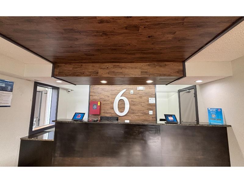 Studio 6 Suites Charlotte, Nc-Northlake image