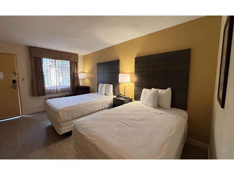 Studio 6 Suites Charlotte, Nc-Northlake image