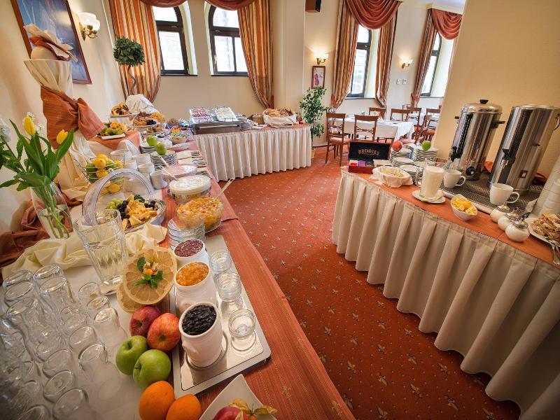 Hotel Podhrad image