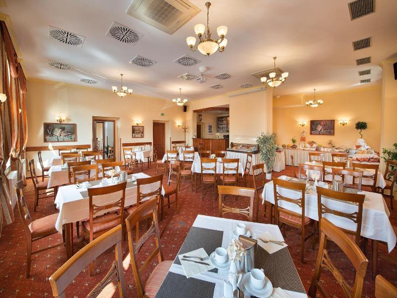 Hotel Podhrad image