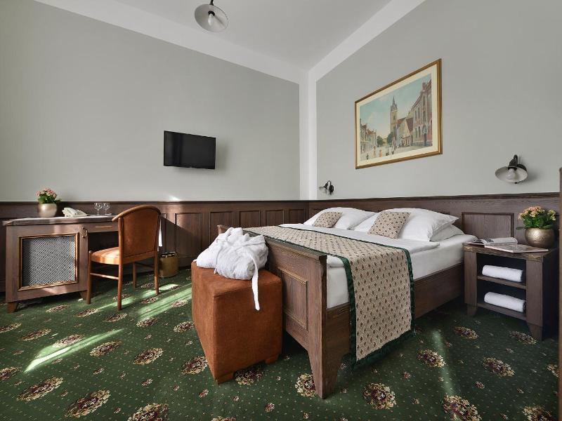 Hotel Podhrad image