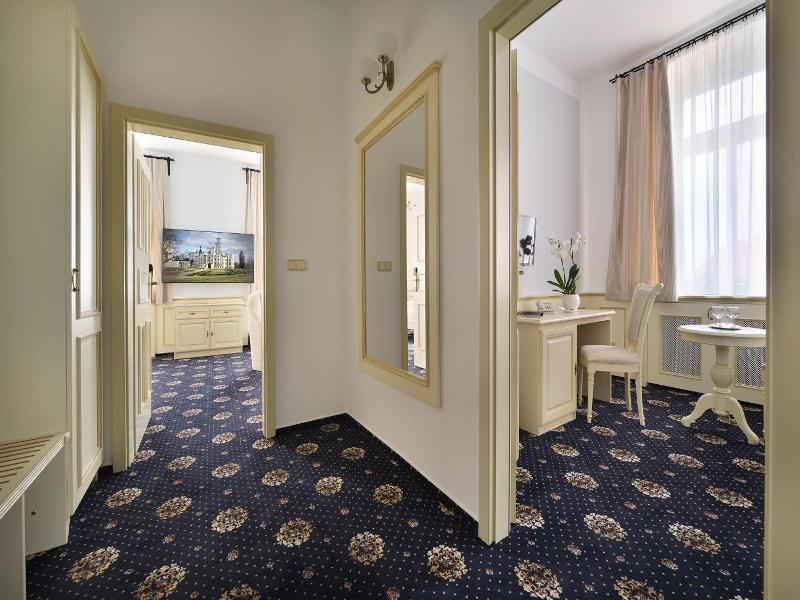 Hotel Podhrad image
