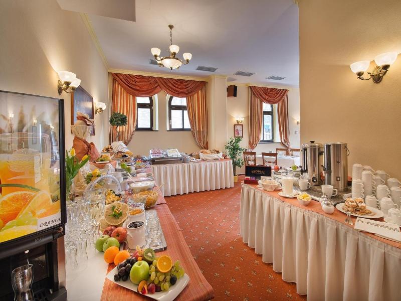 Hotel Podhrad image