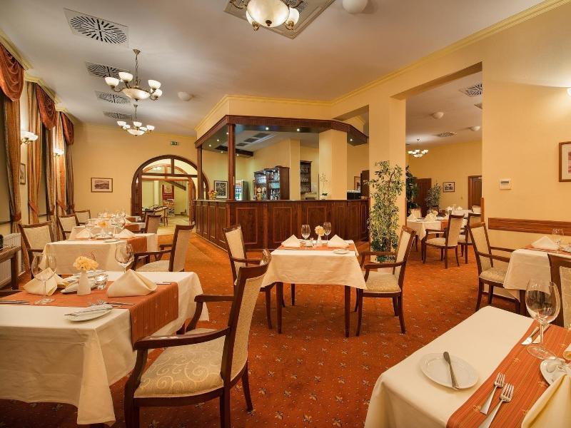 Hotel Podhrad image