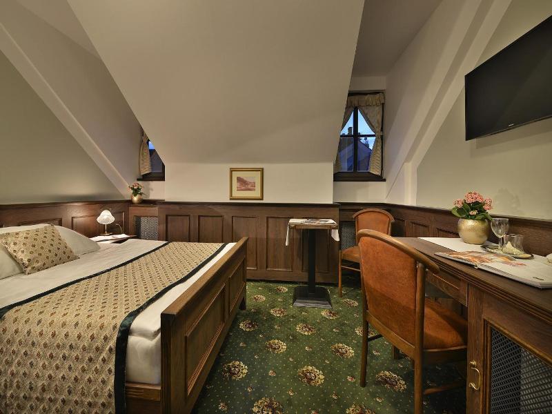 Hotel Podhrad image