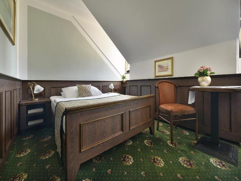 Hotel Podhrad image