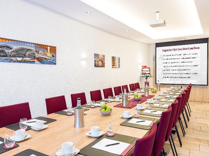 CityClass Hotel am Dom image
