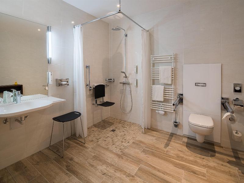 BEST WESTERN PLUS Kurhotel an der Obermaintherme image
