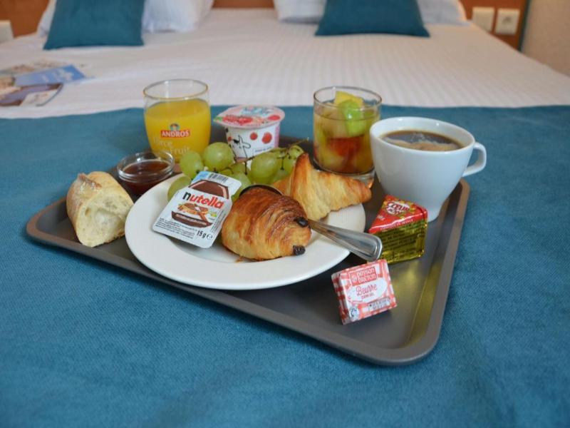 Brit Hotel Caen Hérouville image