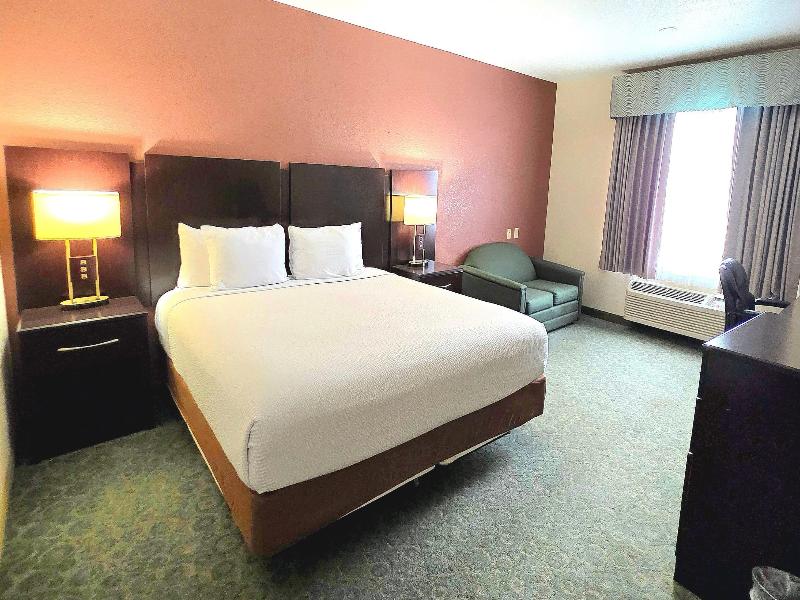 Ramada by Wyndham South Waco image